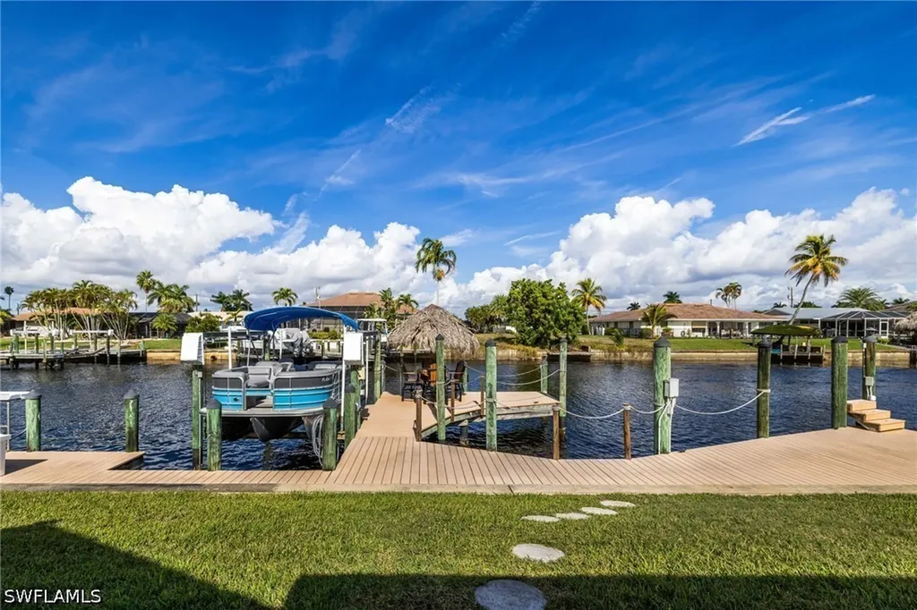 1911 SE 32nd Terrace Cape Coral FL 33904