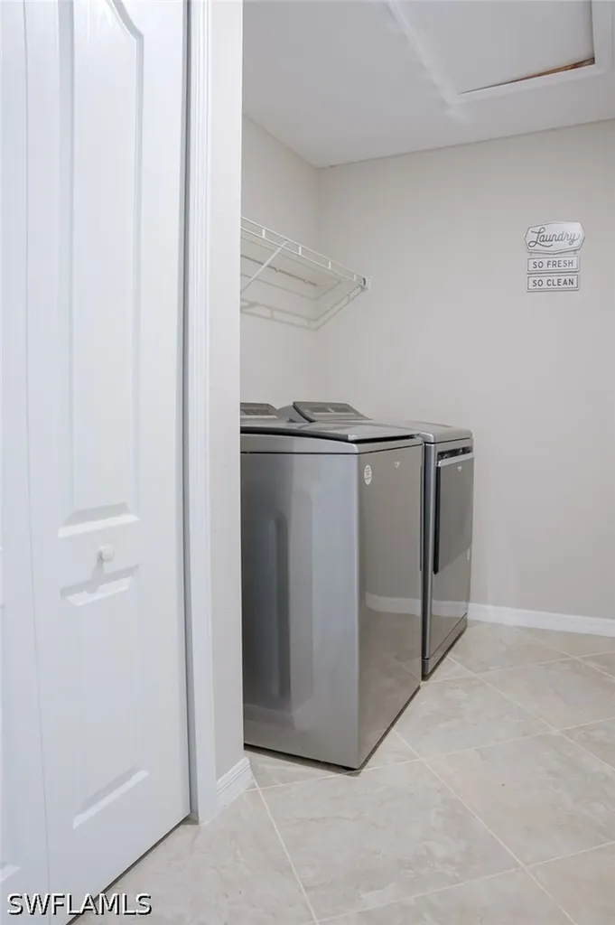 1573 Vizcaya Lane Naples FL 34113