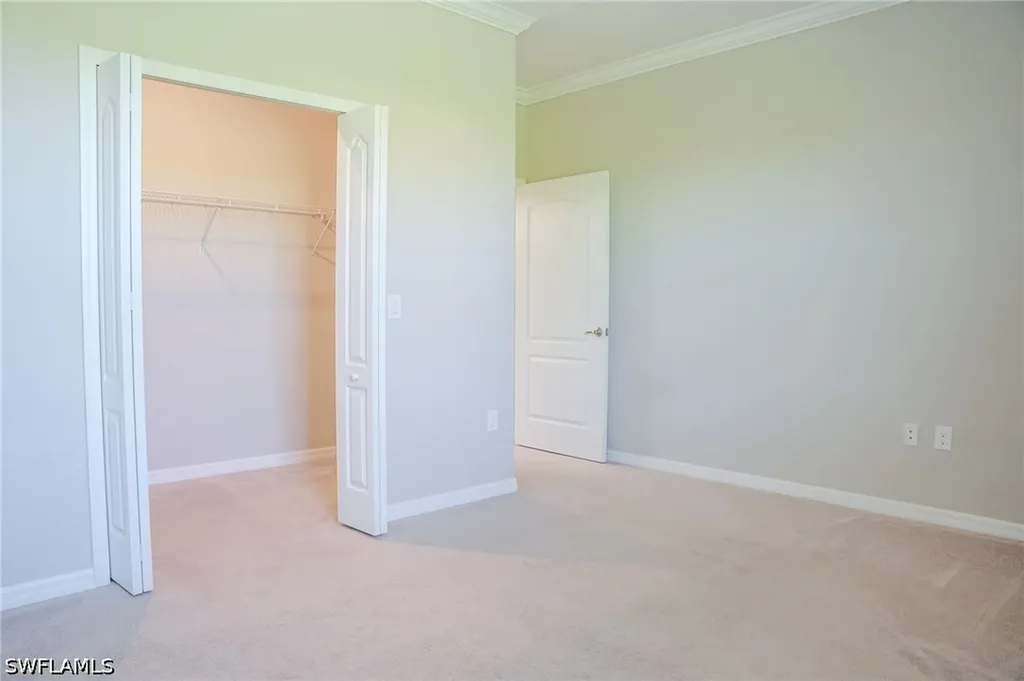 1573 Vizcaya Lane Naples FL 34113
