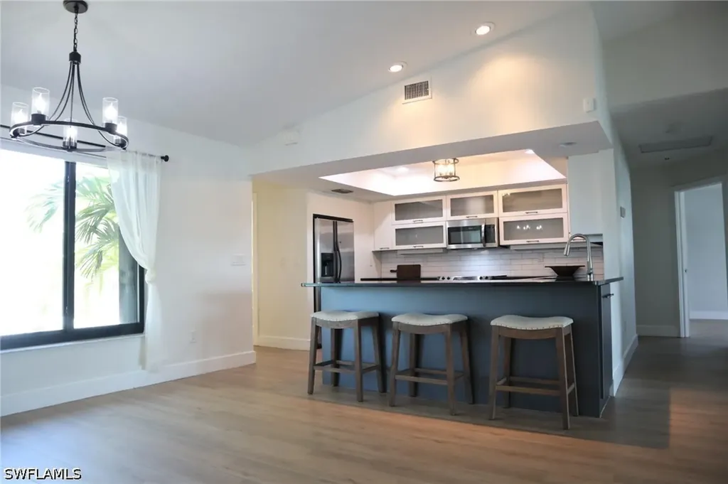 3049 SW 11th Place Cape Coral FL 33914