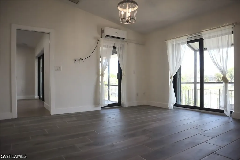 3049 SW 11th Place Cape Coral FL 33914