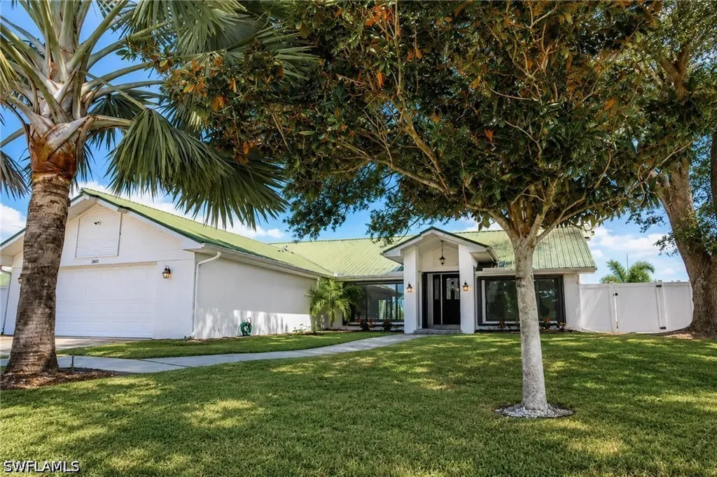 3049 SW 11th Place Cape Coral FL 33914