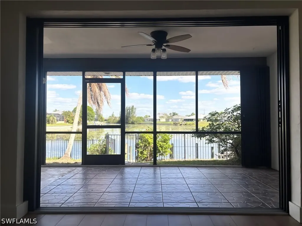 3049 SW 11th Place Cape Coral FL 33914