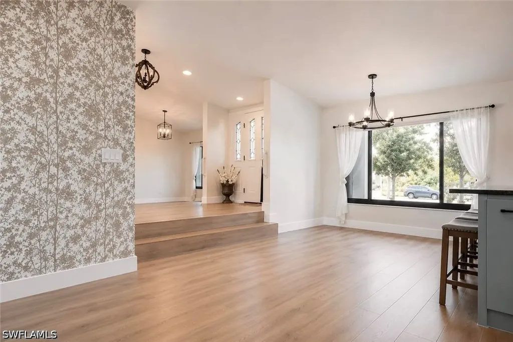 3049 SW 11th Place Cape Coral FL 33914