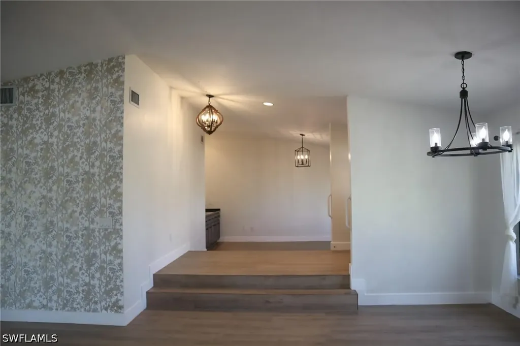3049 SW 11th Place Cape Coral FL 33914