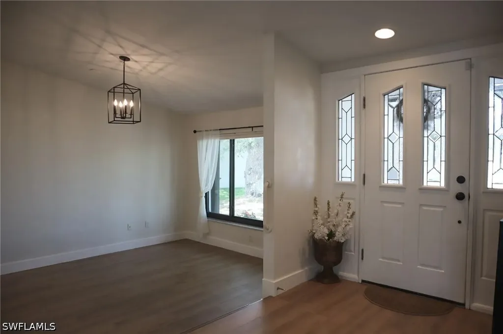 3049 SW 11th Place Cape Coral FL 33914