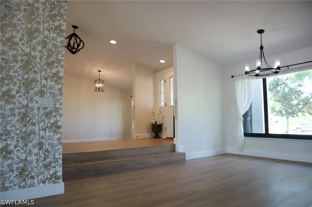 3049 SW 11th Place Cape Coral FL 33914