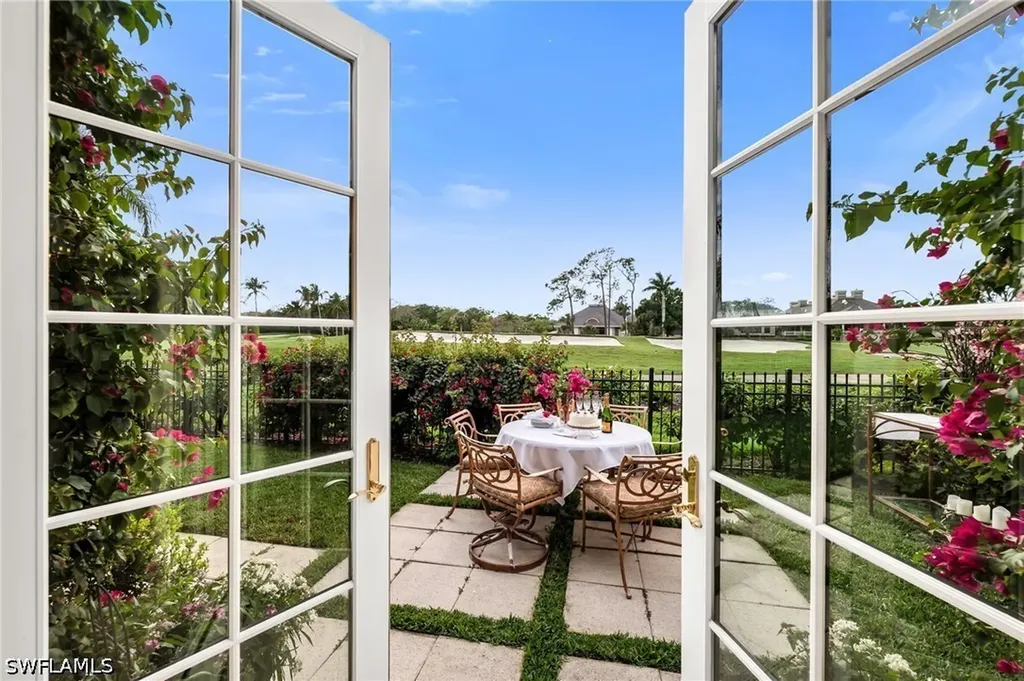 2595 Twinflower Lane Naples FL 34105