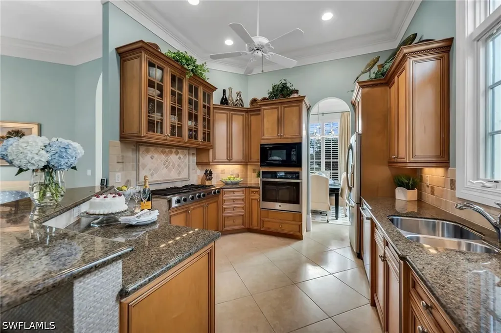 2595 Twinflower Lane Naples FL 34105