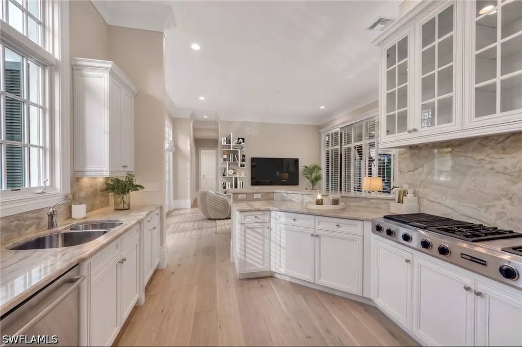 2595 Twinflower Lane Naples FL 34105