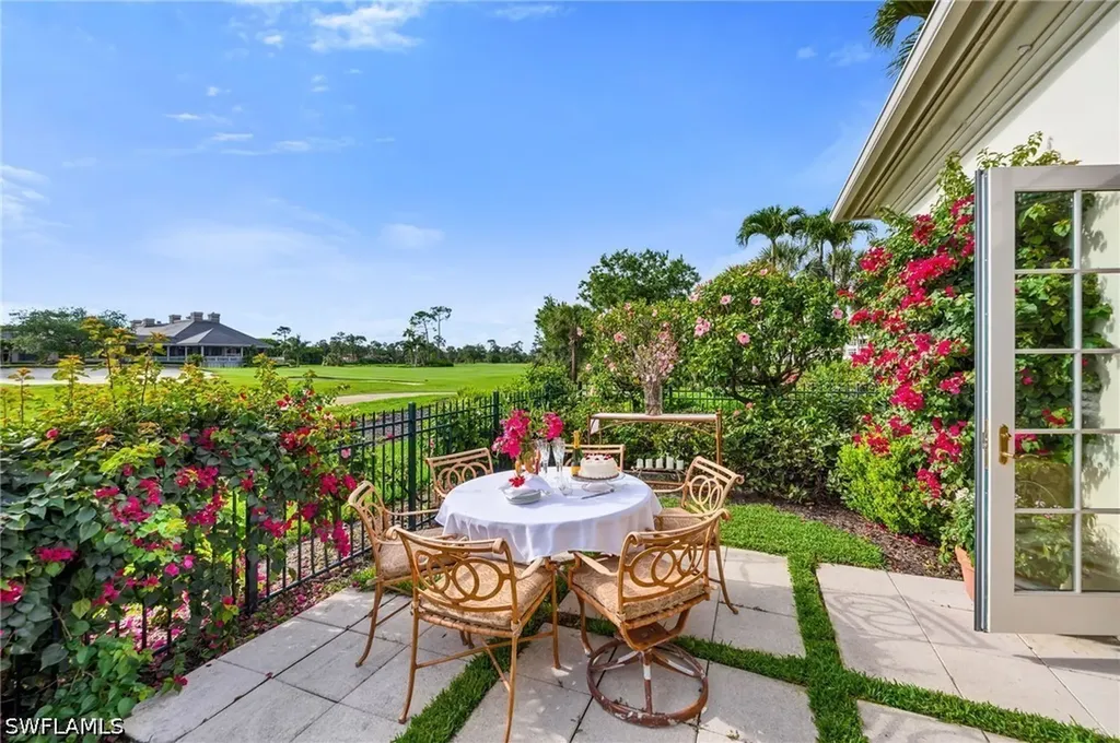 2595 Twinflower Lane Naples FL 34105