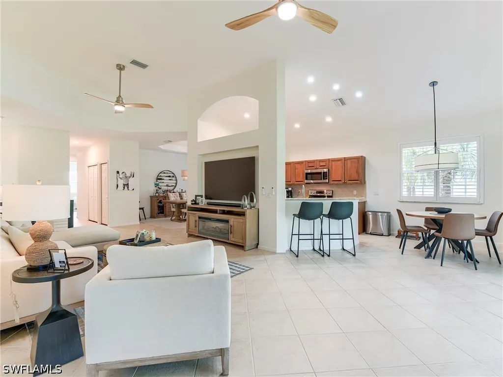 10452 Autumn Breeze Drive Estero FL 34135