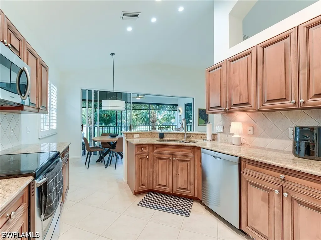 10452 Autumn Breeze Drive Estero FL 34135
