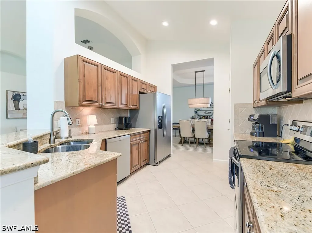 10452 Autumn Breeze Drive Estero FL 34135