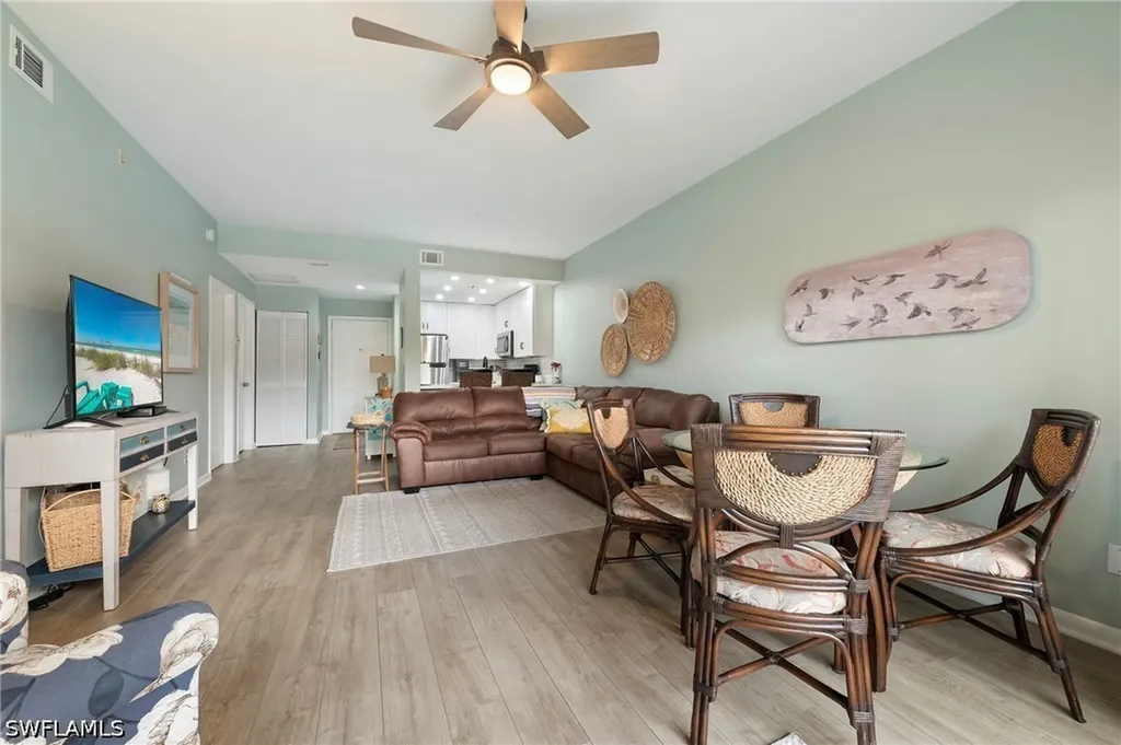 3313 Europa Drive Naples FL 34105
