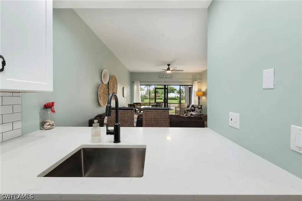 3313 Europa Drive Naples FL 34105