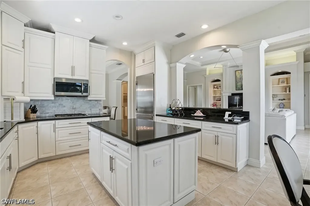10500 Via Balestri Drive Miromar Lakes FL 33913
