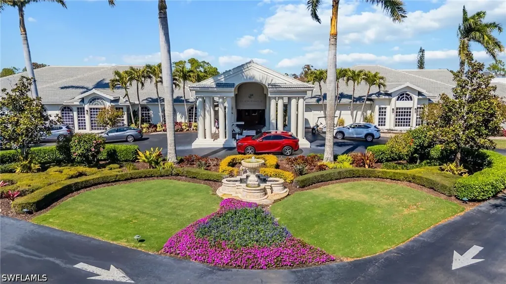 219 Glen Eagle Circle Naples FL 34104