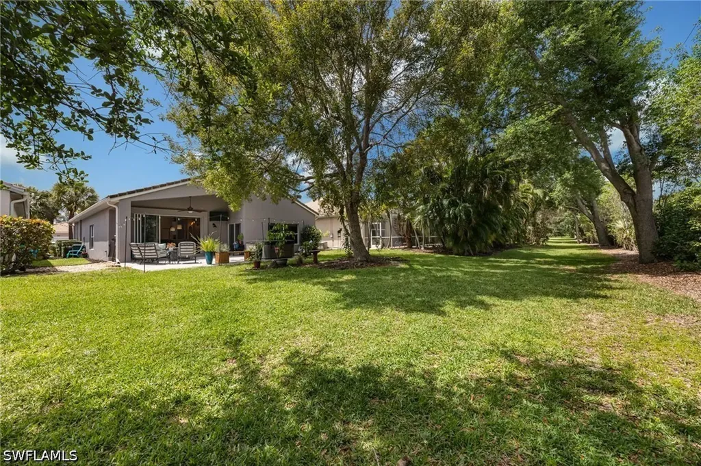 219 Glen Eagle Circle Naples FL 34104