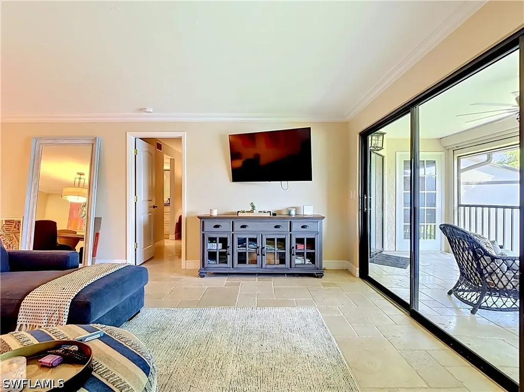 800 Misty Pines Circle Naples FL 34105