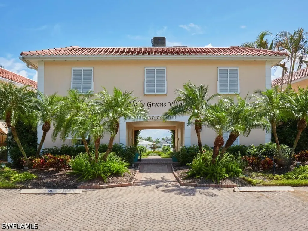 3070 Gulf Shore Boulevard N Naples FL 34103