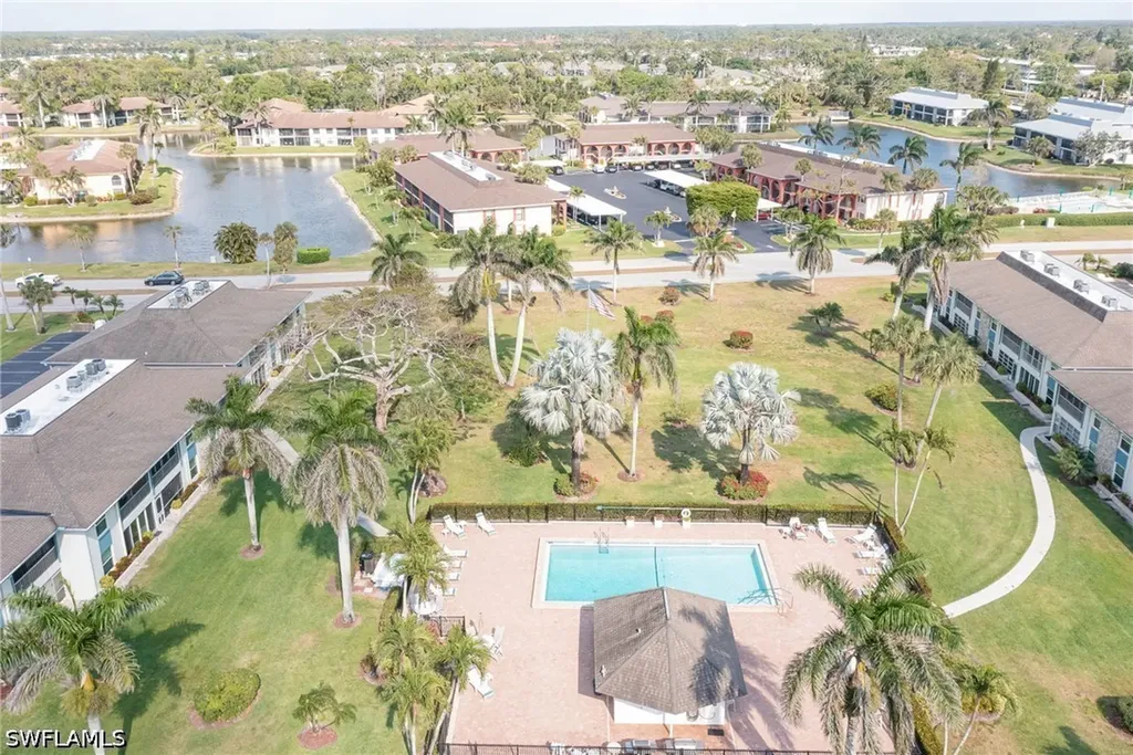 325 Charlemagne Boulevard Naples FL 34112
