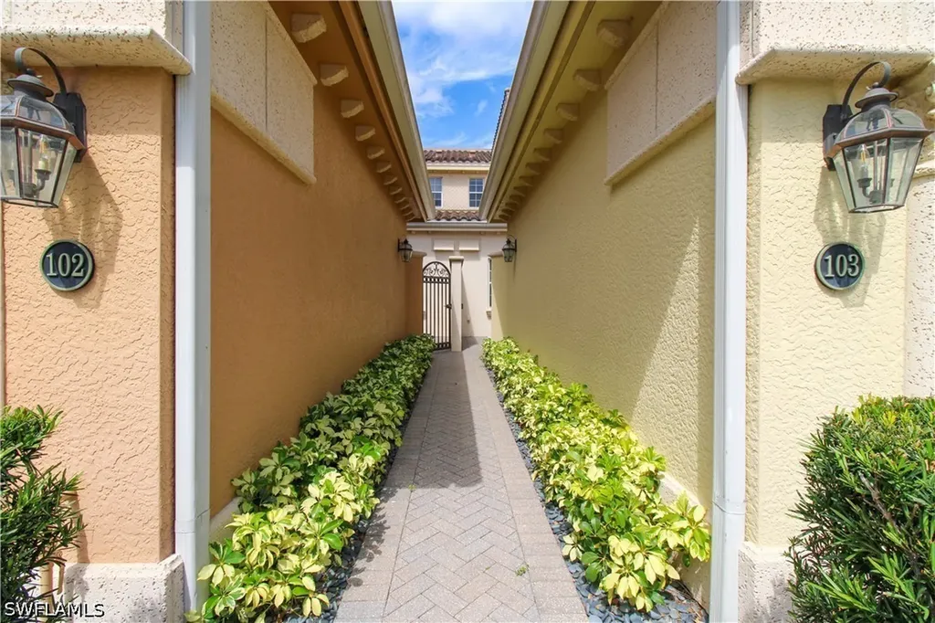 2713 Callista Court Naples FL 34114