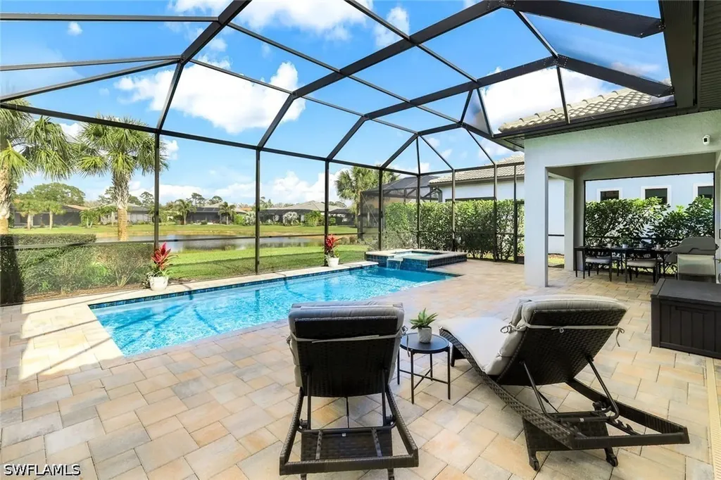 9729 Everglades Drive Naples FL 34120