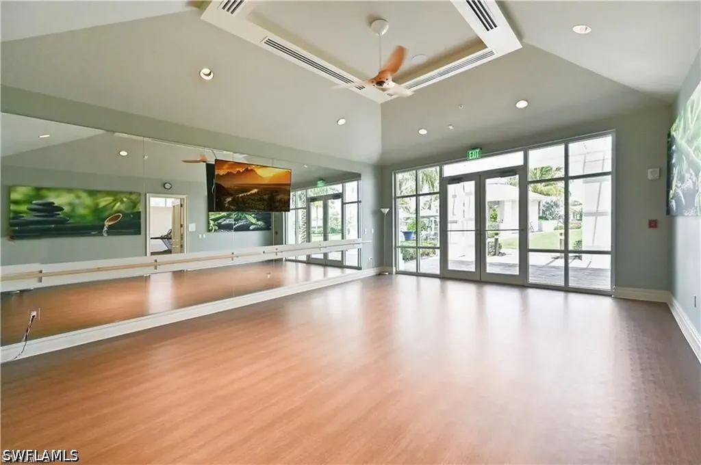 9729 Everglades Drive Naples FL 34120