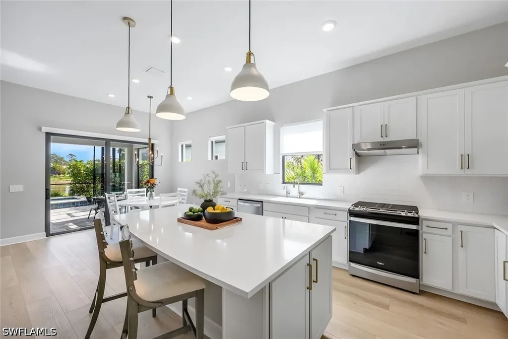 9729 Everglades Drive Naples FL 34120