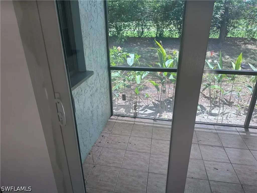 1440 Green Valley Circle W Naples FL 34104