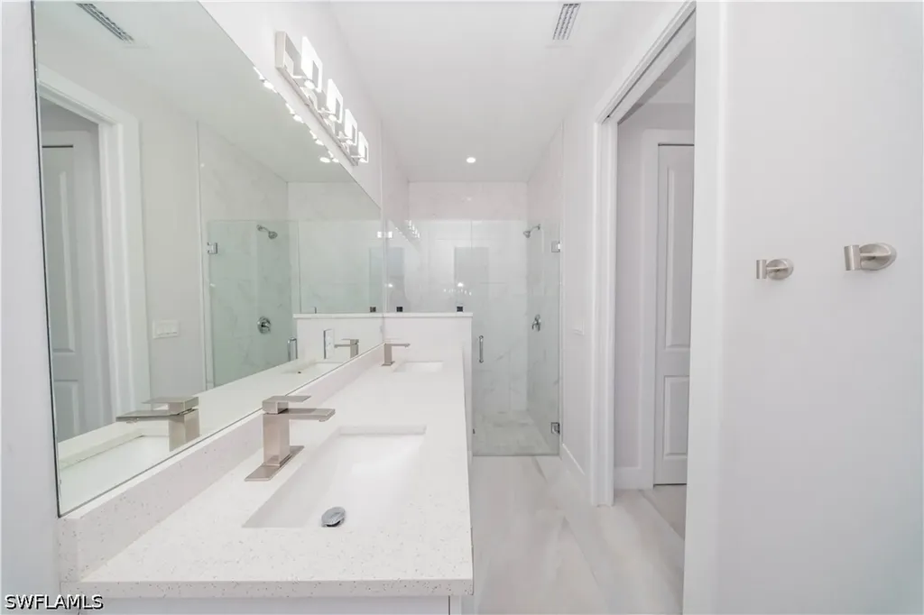 808 37th Avenue NW Naples FL 34120