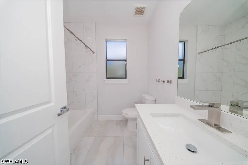 808 37th Avenue NW Naples FL 34120