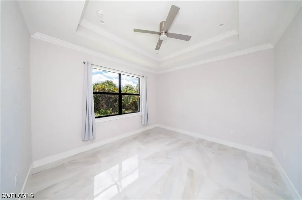 808 37th Avenue NW Naples FL 34120