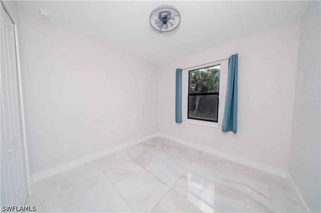 808 37th Avenue NW Naples FL 34120