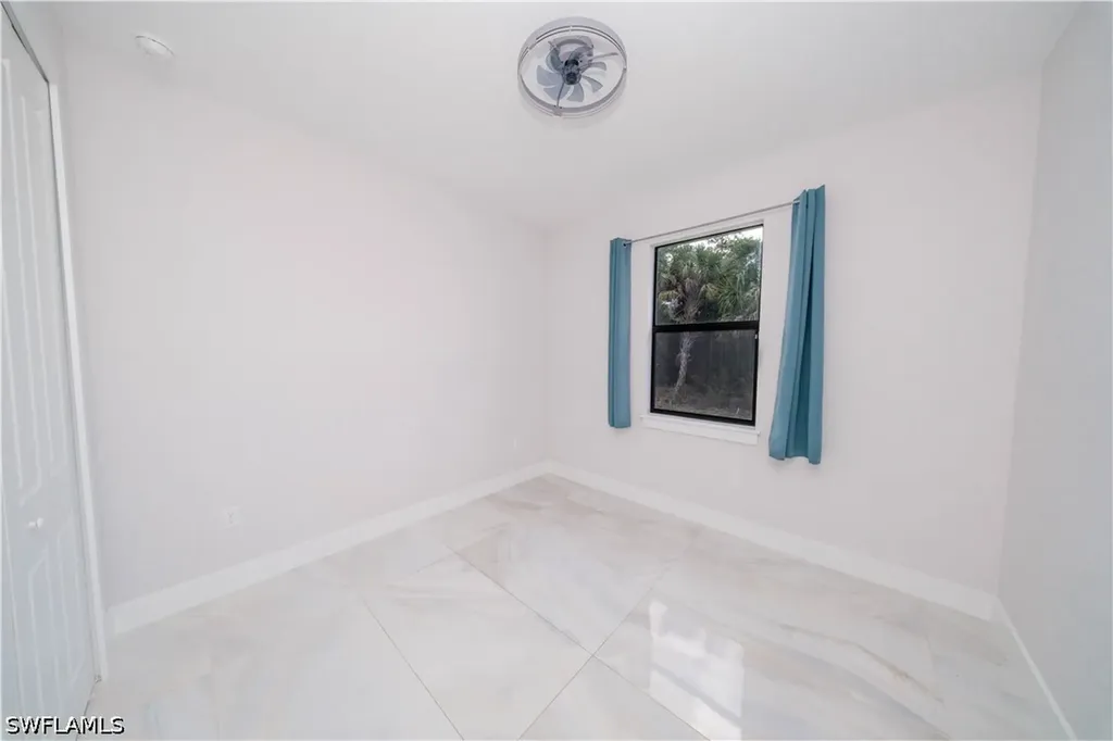 808 37th Avenue NW Naples FL 34120