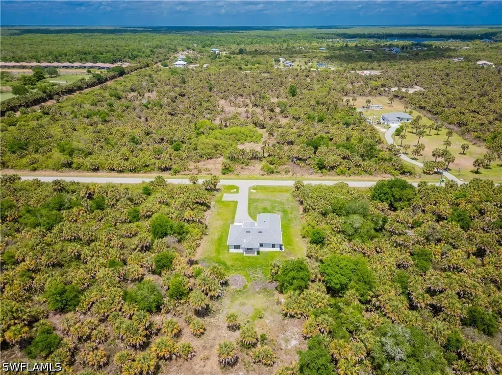 808 37th Avenue NW Naples FL 34120