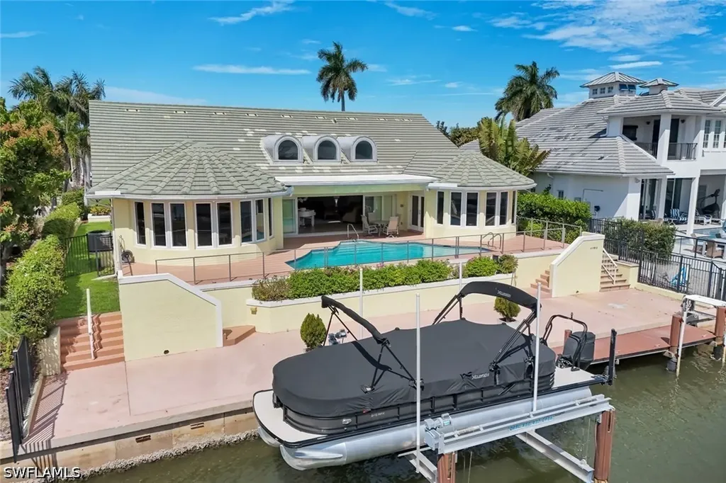 Naples FL, 2147 Snook Drive