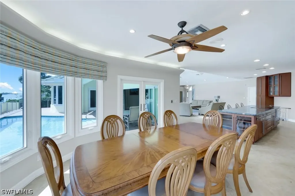 2147 Snook Drive Naples FL 34102