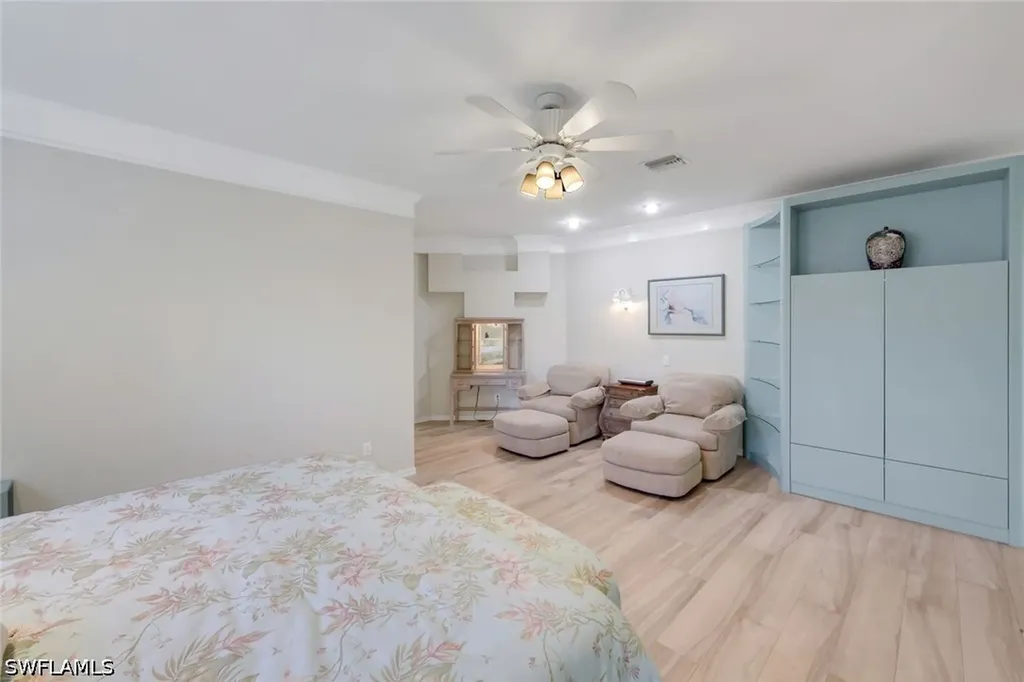 2147 Snook Drive Naples FL 34102