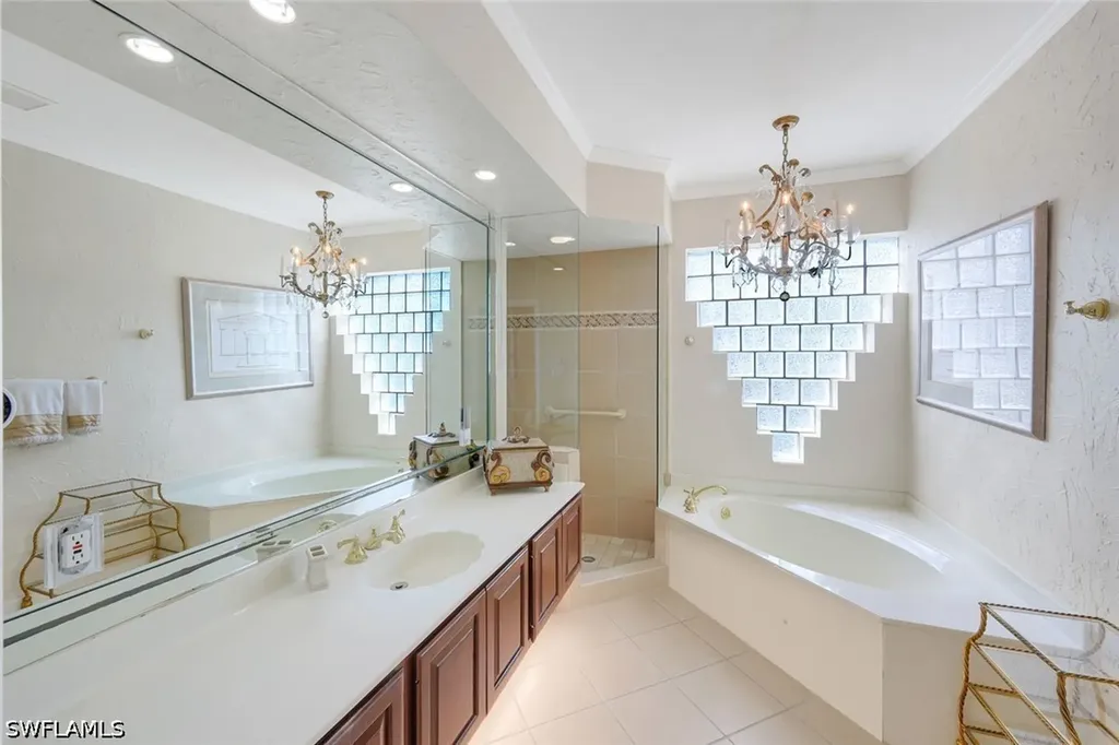 2147 Snook Drive Naples FL 34102