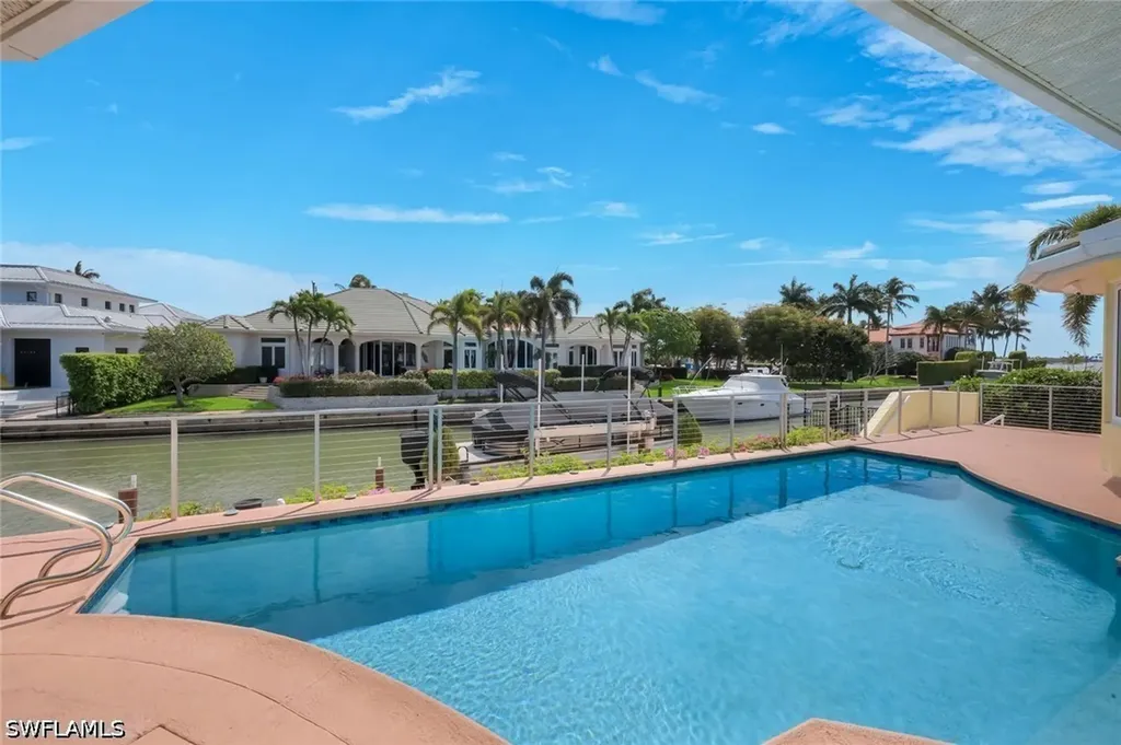 2147 Snook Drive Naples FL 34102