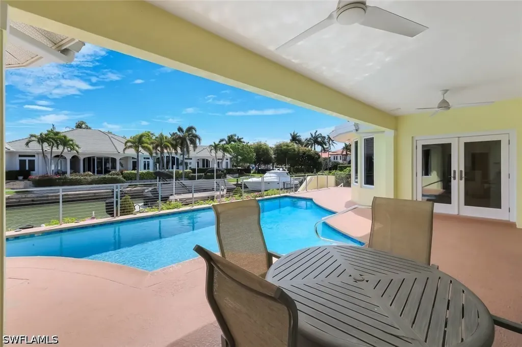 2147 Snook Drive Naples FL 34102