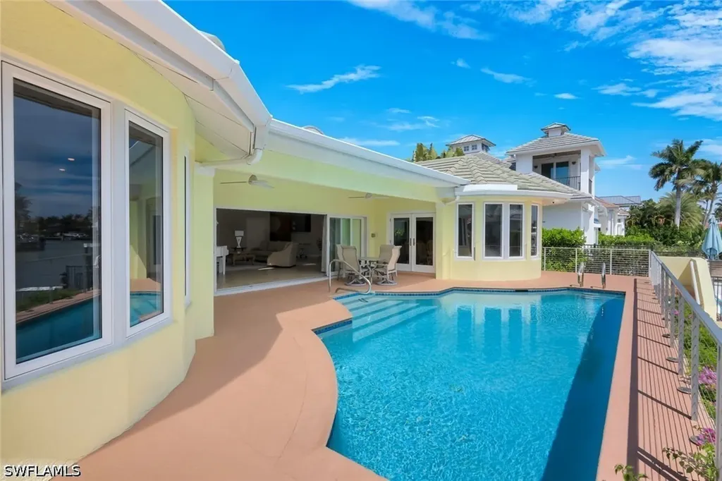 2147 Snook Drive Naples FL 34102