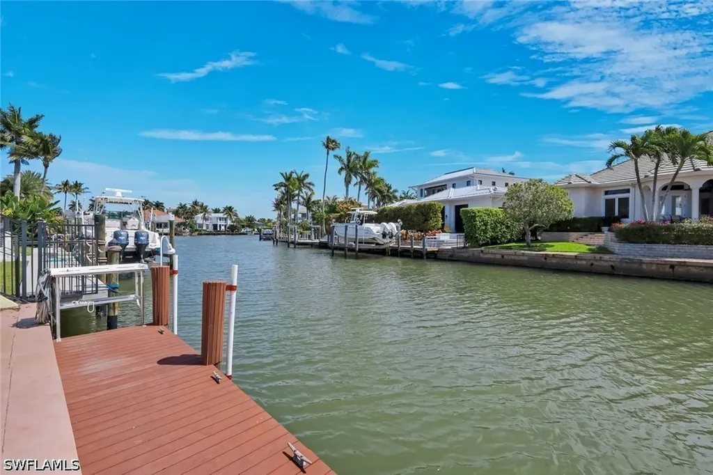 2147 Snook Drive Naples FL 34102