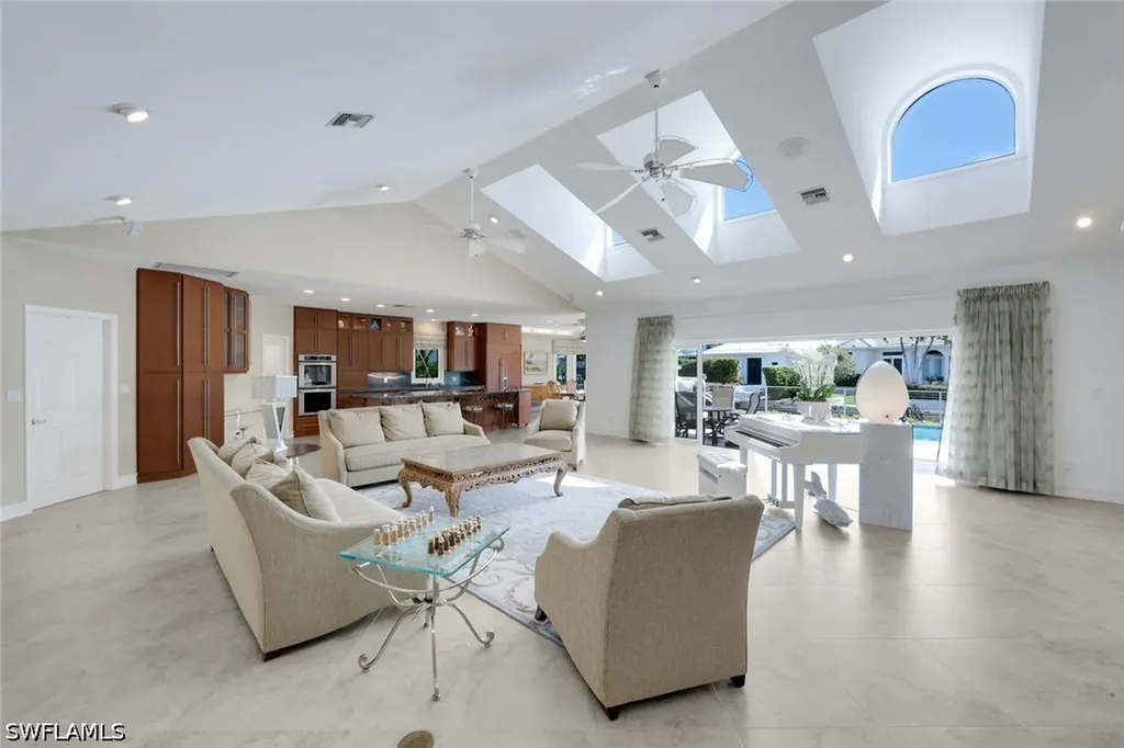 2147 Snook Drive Naples FL 34102
