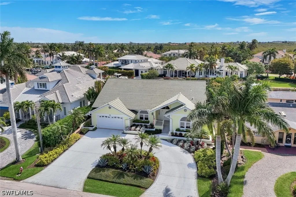 2147 Snook Drive Naples FL 34102