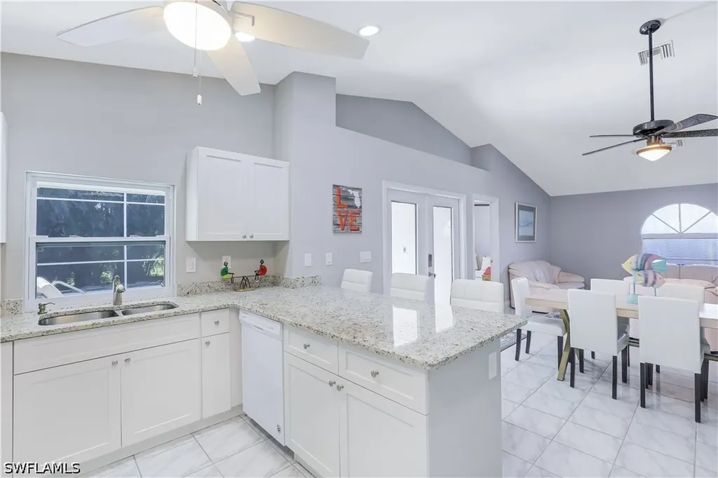 718 95th Avenue N Naples FL 34108