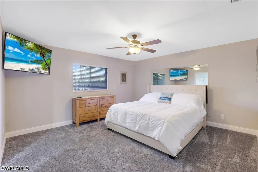 718 95th Avenue N Naples FL 34108