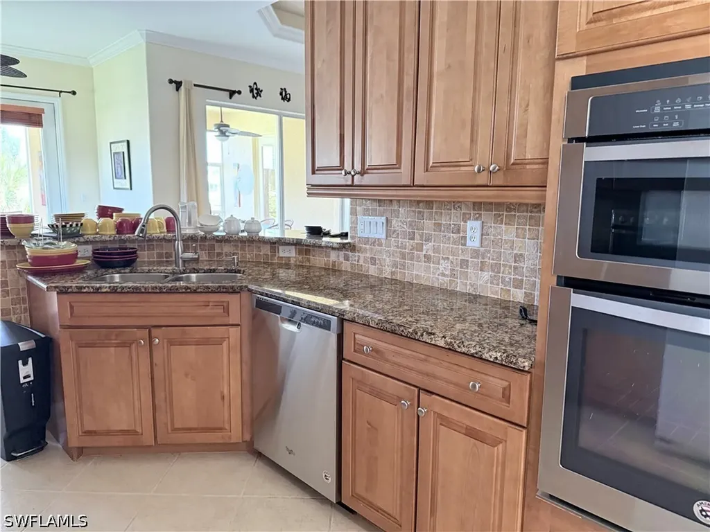 3515 Grand Cypress Court Naples FL 34119